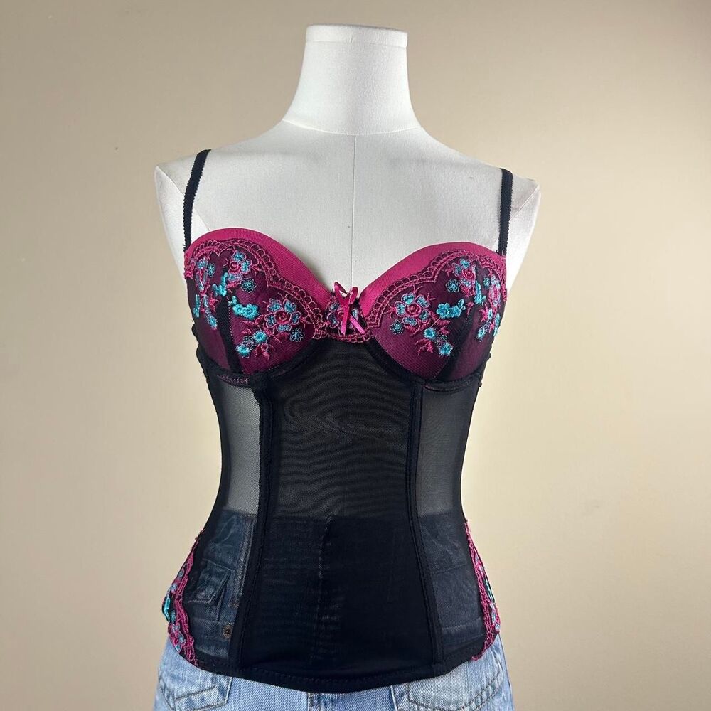 Adorable Whimsigoth Embroidered Per Lei Corset